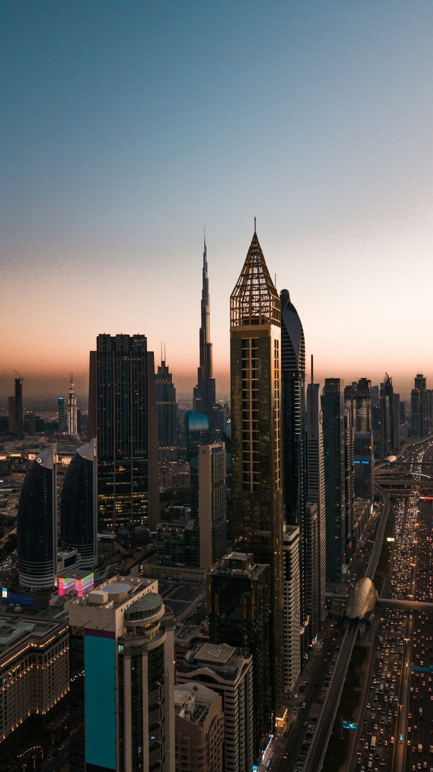 Top 17 Successful Business Ideas in Dubai, UAE in 2024