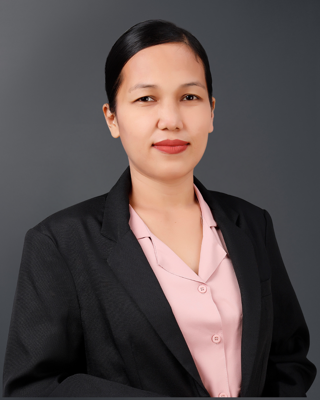 Jennifer Gona_Assistant & Bookkeeper