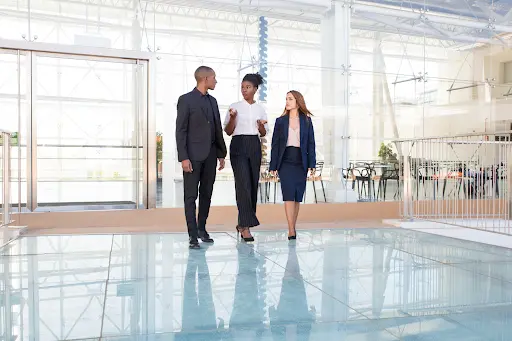 a client with two free zone company consultants